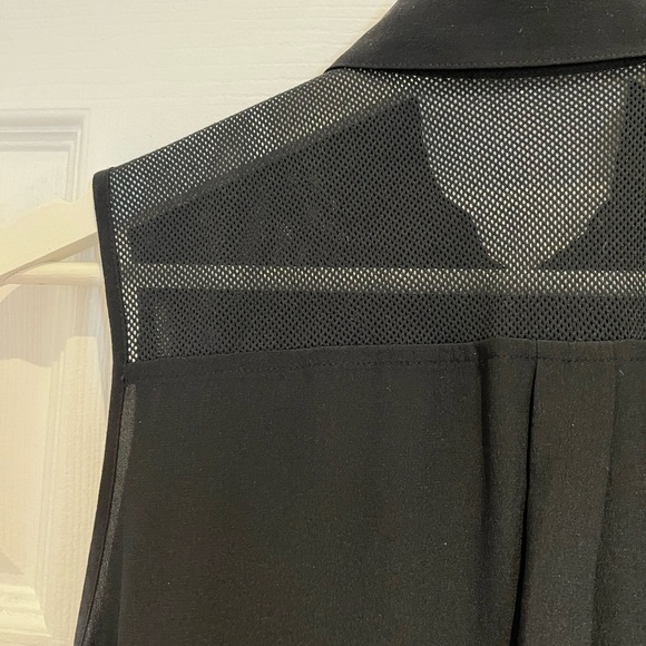 🖤Club Monaco Silk Tank🖤 - Picture 4 of 5